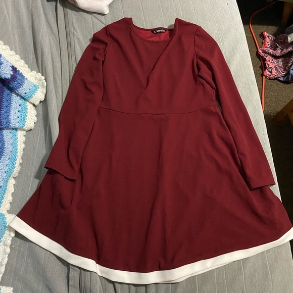 NWOT Contrast Trim Skater Dress - Picture 7 of 8
